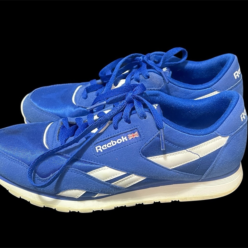 Reebok Men's Athletic Sneakers in Vibrant Blue with White Accents size 9